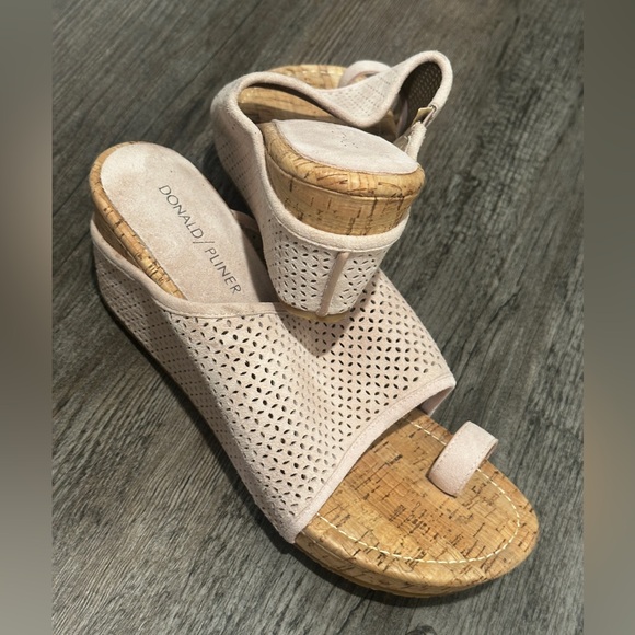 Donald Pliner Gyer Wedge Sandals Sz 7.5 Nude Blush Raffia Cork Platform - Picture 6 of 11